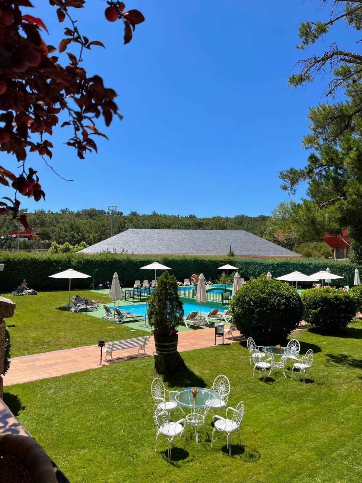 Hotel Rural Spa & Wellness Hacienda Los Robles 나바쎄라다 외부 사진