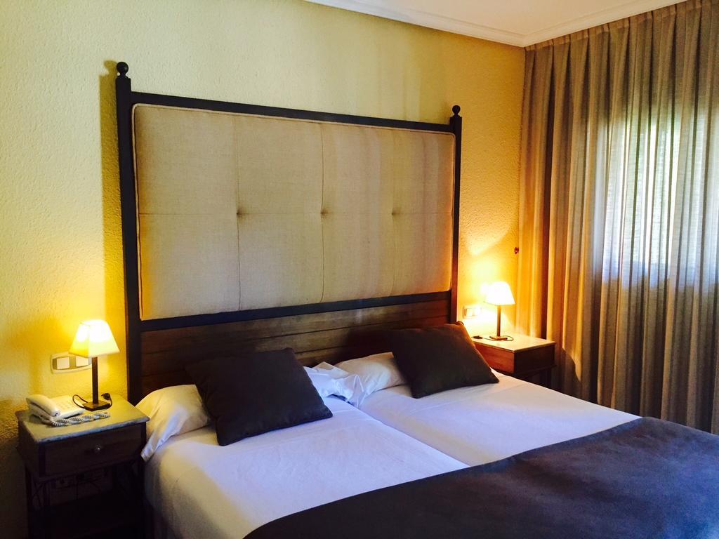 Hotel Rural Spa & Wellness Hacienda Los Robles 나바쎄라다 외부 사진